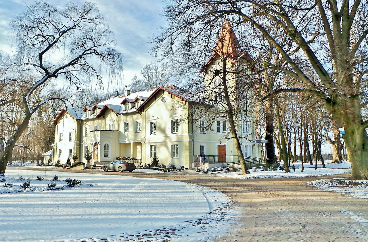 Palac Kobylin Exterior foto